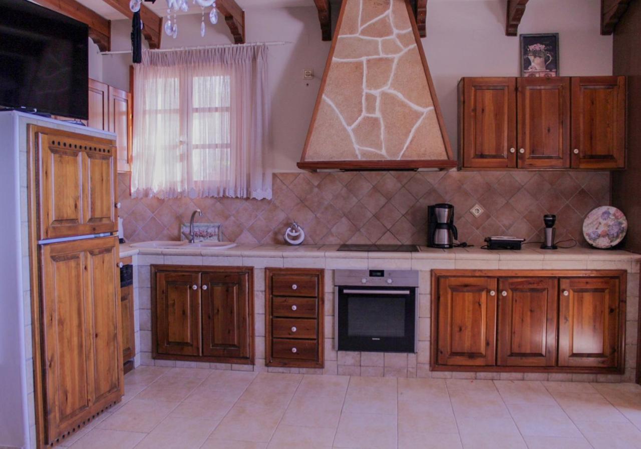 ארכאנגלוס Villa Limnioni מראה חיצוני תמונה